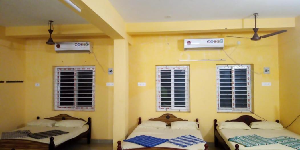 Lakshmi Illam Hotel Tirukkadaiyur Ngoại thất bức ảnh
